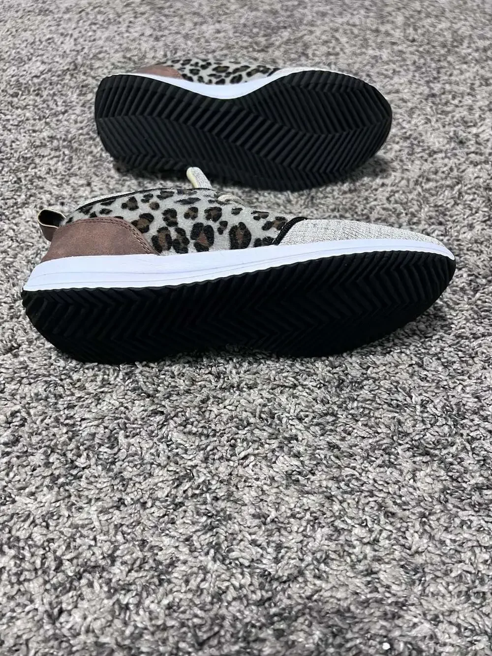 Marleylilly Animal Print Low Top Sneakers Size 7 Leopard Animal Print